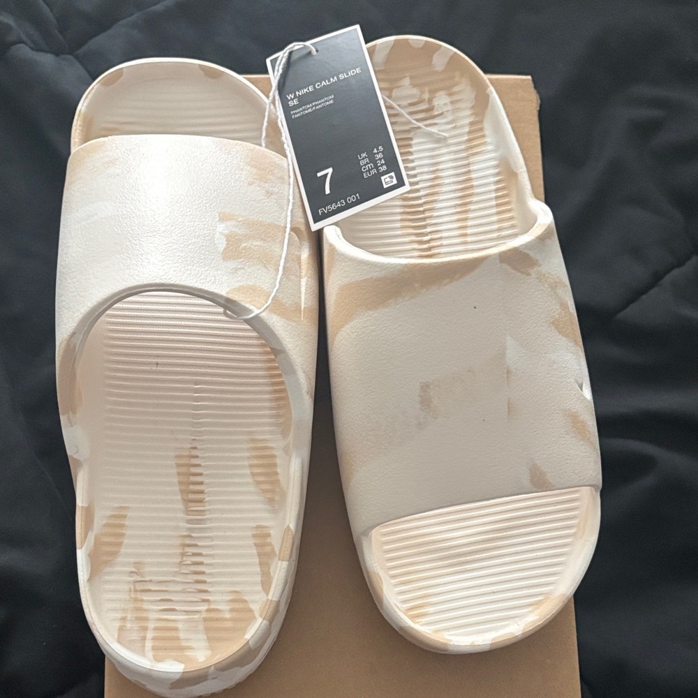 Nike Beige Slide Sandals